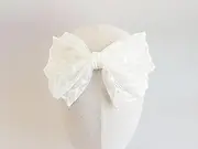 Sunnybow Large White Lace Bow Headband for Baby Girls, Soft Elastic Baby Headband Fits Newborn to 2 Years, Handmade Elegant Infant Hair Accessory for Baptism, Christening, Special Occasions