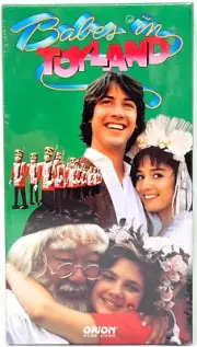 Babes in Toyland Keanu Reeves & Drew Barrymore SEALED VHS #4728 Orion Watermark