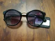 Foster Grant Sunglasses MAX Block 100% UVA-UVB Black Gold