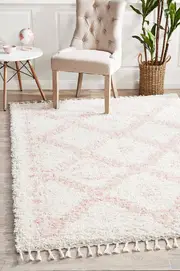 Rug Culture Ivory & Pastel Bohemian Modern Shag Rug