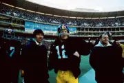 Pittsburgh Steelers QB Terry Bradshaw on sidelines during ga - 1971 Old Photo 2
