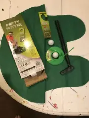 Potty Putter NWOT, Green, Cup, Flag, Club and Door Sign.