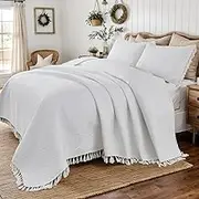 Brandream King Quilt Set White Bedspreads Cotton Elegant Shabby Chic Boho Bohemian Quilt Bedding Set with Tassel Design 3-Piece