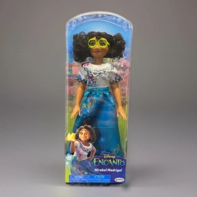 Disney Encanto Mirabel Madrigal Fashion Doll NIP