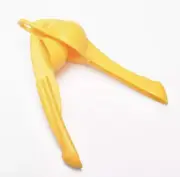 Manual Lemon Squeezer Citrus Juicer Lemon Juicer Lime Squeezer Press,Yellow