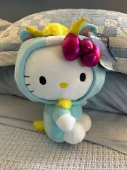 NWT Kidrobot Sanrio Hello Kitty Star Sign CAPRICORN Plush Twins Astrology