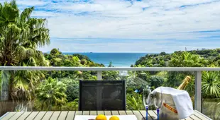 Villa Rosa at Palm Beach by Waiheke Unlimited