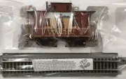 Hawthorn Village Bachmann On30 RTR John Wayne Caboose Car & EZ Track