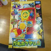 TAKARA TOMY Pokemon Best Wish GACHA POKE MACHINE pikachu capsule toy machine