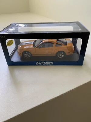 Diecast 1/18 AUTOart MUSTANG SHELBY GT 2007