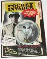 VINTAGE XTRA TERRESTRIALS 'ALIEN POCKET INVADER'! FILE #4060! EASY ACES! UNUSED!