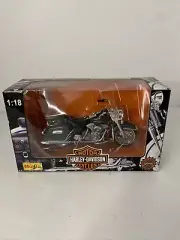 NEW! Collectible Harley Davidson 1:18 Motorcycle - FLHR Road King 1997