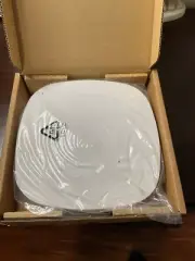 Extreme Networks AP4000 Indoor Wi-Fi 6E Tri-radio Access Point - AP4000-WW