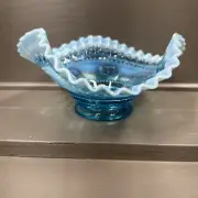 Eapg colored jefferson glass opalescent tri-fold comet blue astro bowl