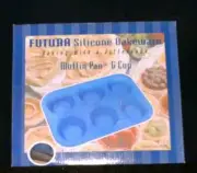 FUTURA 6 CUP MUFFIN PAN-SILICONE BAKEWARE-JUST IN TIME FOR CHRISTMAS