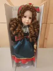 Seymour Mann - Connoisseur Collection Doll - Ashley - Christmas