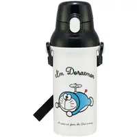 在飛比找momo購物網優惠-【小禮堂】哆啦A夢 日本製 直飲式水壺附背帶 塑膠水瓶 兒童