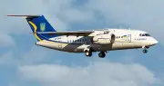 Antonov 148-100B An-148 Ukraine Government UR-UKR (old livery) scale 1/200