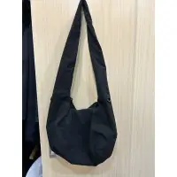 在飛比找蝦皮購物優惠-Clesste soft shell bag (m)