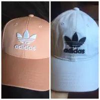 在飛比找蝦皮購物優惠-二手全新Adidas Originals愛迪達 老帽 帽子 