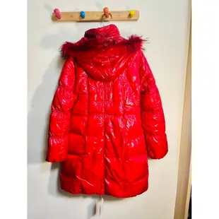 di marzia （m)新品🎈🎈專櫃高單紅色毛領連帽長版羽絨保暖外套 （M)