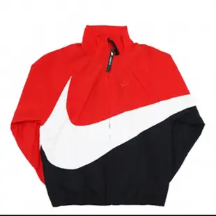 Nike 紅色大勾外套