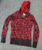 NWT COWGIRL TUFF RED AND BLACK REVERSIBLE ZIP HOODIE CROSSES SIZE M-MSRP $84.99