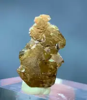 Lustrous Sphene Titanite Crystal Tower , Sphene Bunch , Weight - 7 Grams