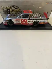 ELITE #29 Kevin Harvick 2001 Monte Carlo GM Goodwrench OREO Show Car 1/624 SAP9