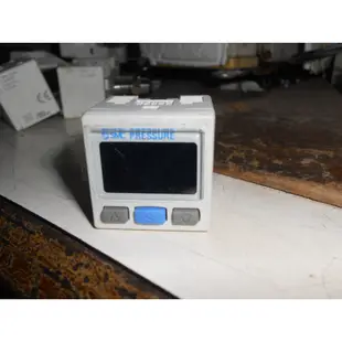 SMC 高精度數字式壓力開關 ZSE30-01-A-M 數位壓力感測器 (d1)