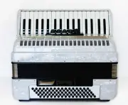 NEW Weltmeister Achat 80 Piano Accordion 80 Bass White Pearl incl Straps Case