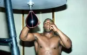 Mike Tyson Trains With The Speed Bag Old Boxing Photo