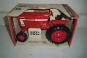 INTERNATIONAL 966 TRACTOR NIB IH FARMALL ERTL Vintage Farm Toy