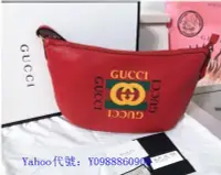 在飛比找Yahoo!奇摩拍賣優惠-里昂二手正品  97新GUCCI(古馳) 印花紅色 半月形圓