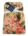 2 Tommy Bahama Tropical Hibiscus Grove Flamingos Flowers Velour Fingertip Towels