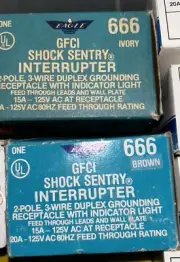 GFCI IVORY & BROWN / SHOCK SENTRY INTERRUPTERS
