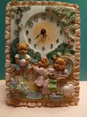 Mama Bear And Her Two Kid Bears Ceramic Clock With Stand