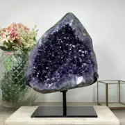 Outstaning Natural Deep Purple Amethyst Stone Geode. AWS0674