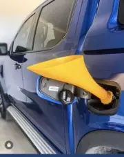 Diesel Yellow Scrunnel Funnel Car Fits Screw Fuel Cap Only Fuel 4WD Jerry Can Mr