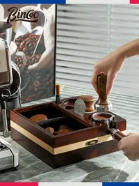 在飛比找樂天市場購物網優惠-實木咖啡敲渣盒家用手柄支架51/58mm通用布粉壓粉底座套裝