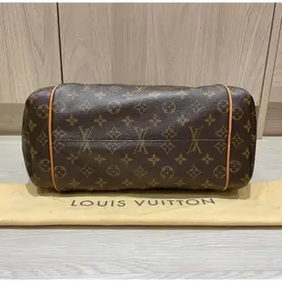 LV 🔅Louis Vuitton M56689新經典雙口袋拉鍊肩背包 天心包