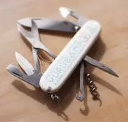 VICTORINOX YURU CAMP Limited Edition Multi Tool Champ Army Knife