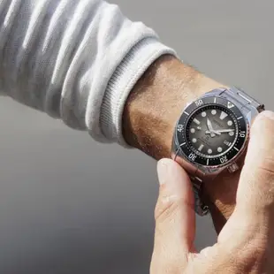 《SEIKO》精工 陶瓷圈 SPB323J1 鋼錶帶潛水錶 機械男錶 6R35-02C0N 漸層灰 45mm 台南 時代