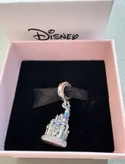 2025 Disney Parks Magic Kingdom Pandora Charm Cinderella’s Castle New In Box