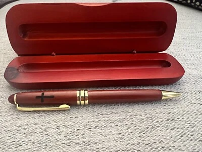 Wooden Pen Set Graduation 2017 With Psalm 60:12 NEw in Box