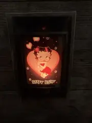 NEW VINTAGE 1994 BETTY BOOP PLUG IN NIGHT LIGHT KING FEATURES #36303 3.25 X4.25"