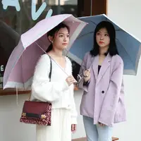 在飛比找有設計U design優惠-iumbrella｜降溫防曬極輕量三折傘