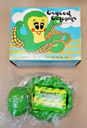 Vintage Amway Osgood Octopus 1972 Plastic Floating Soap Dish W/Soap & Box