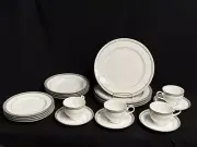 Mikasa Fine China L3428 “Platinum Crown” 20 Piece Dinnerware Set (service For 4)