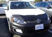 Colgan Front End Mask Bra 2pc. Fits VW E-Golf SE, SEL, Limited 15-16 W/TAG,Sensr